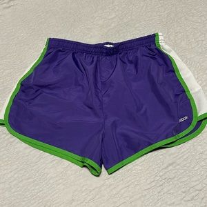 Reebok XL purple lined running shorts